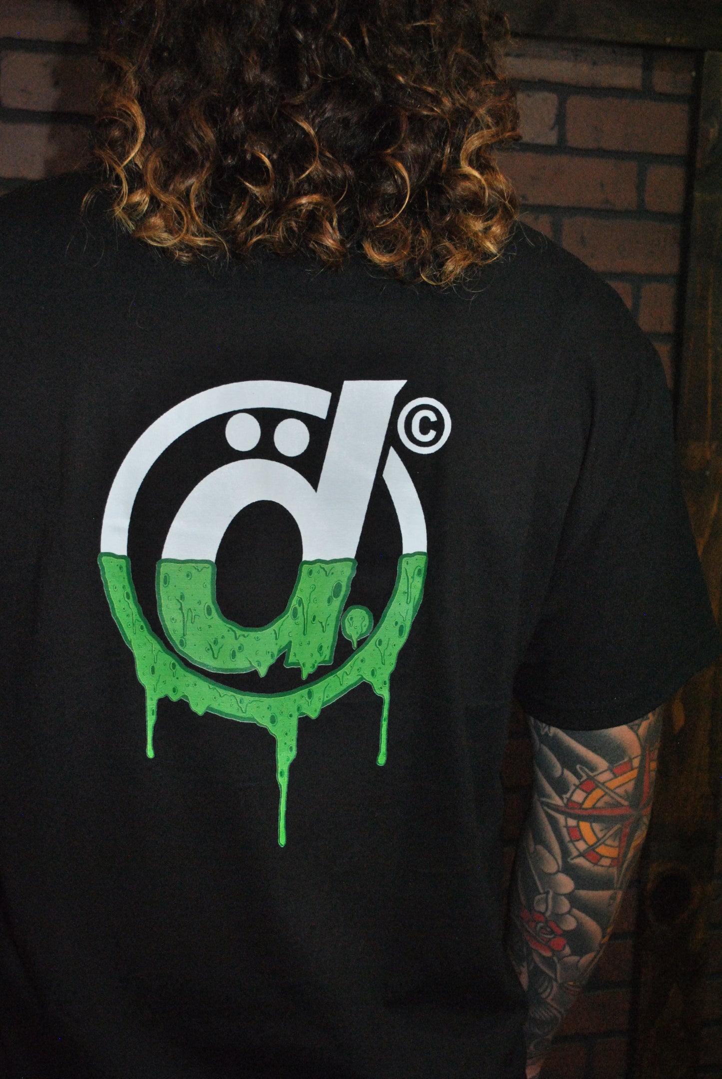 Black dripset logo tshirt