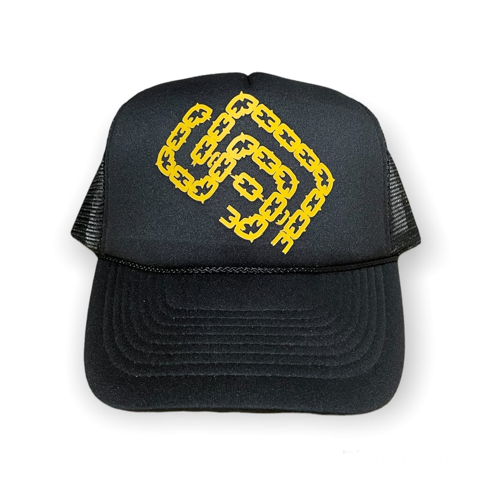 Black & Yellow SD Palmtrees Chain Trucker hat
