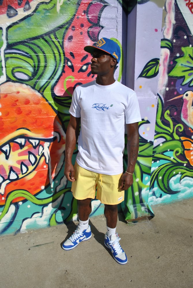 (White) The "Fancy Script" Daküri tee