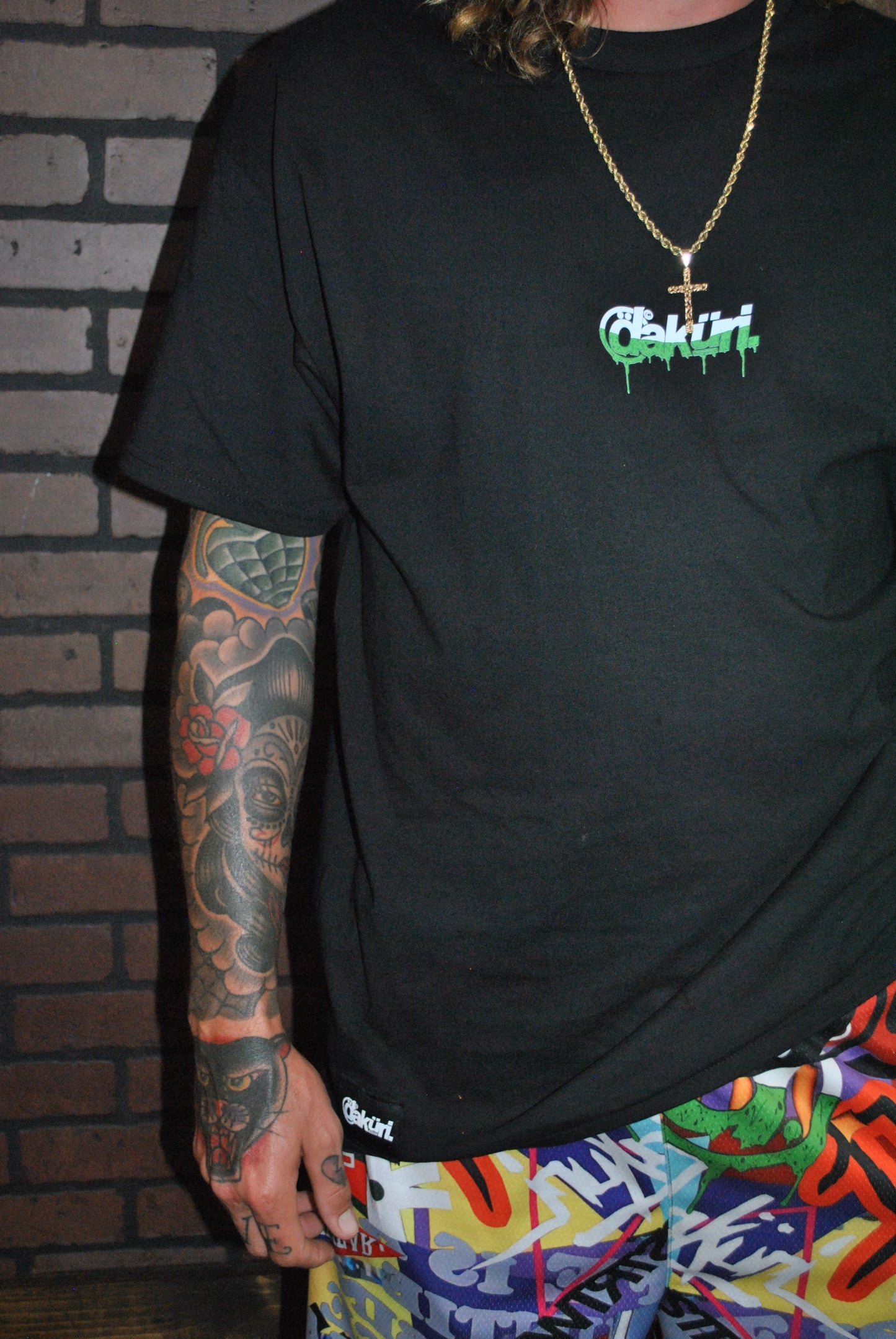 Black dripset logo tshirt