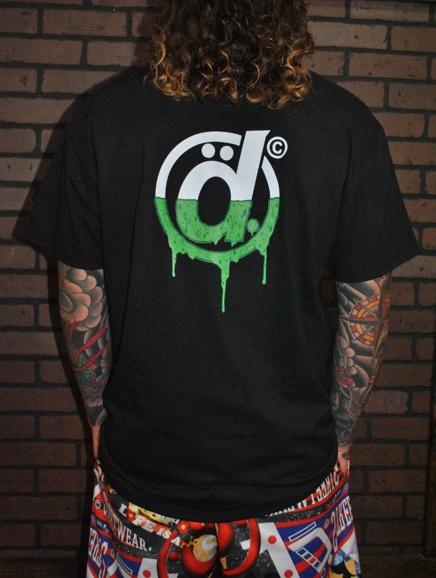 Black dripset logo tshirt