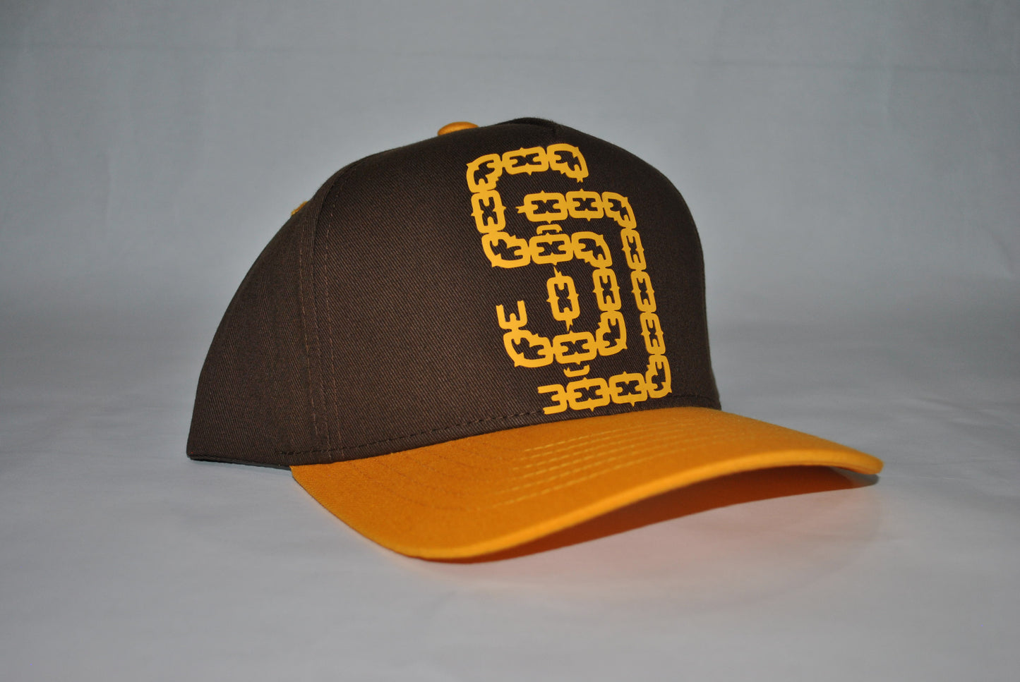 SD Padres Chain Series Snapback Hat Brown/Gold