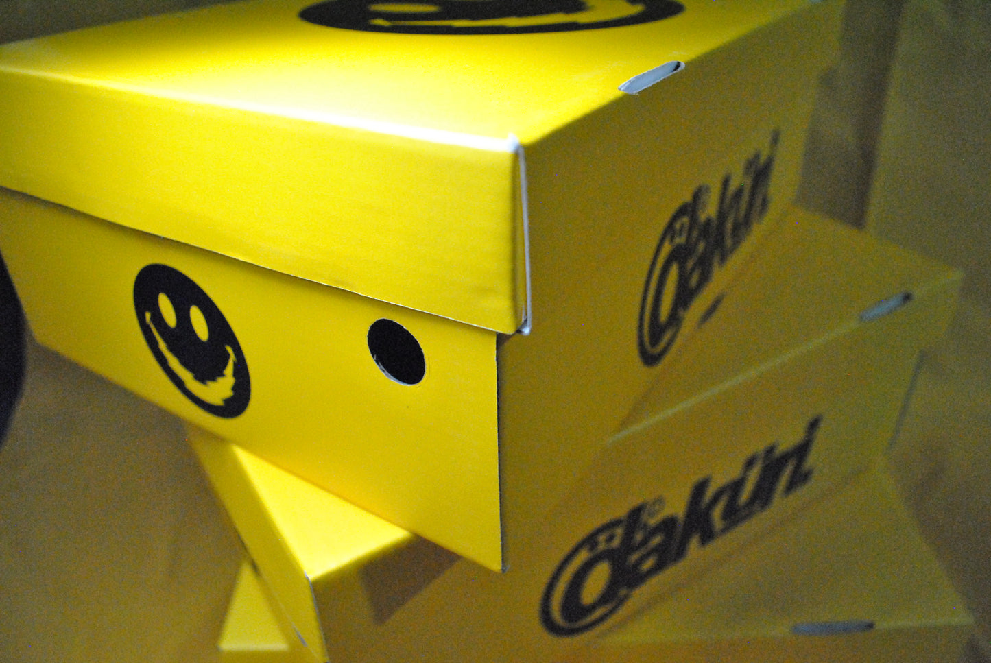 Daküri "Smilee Low” Shoes