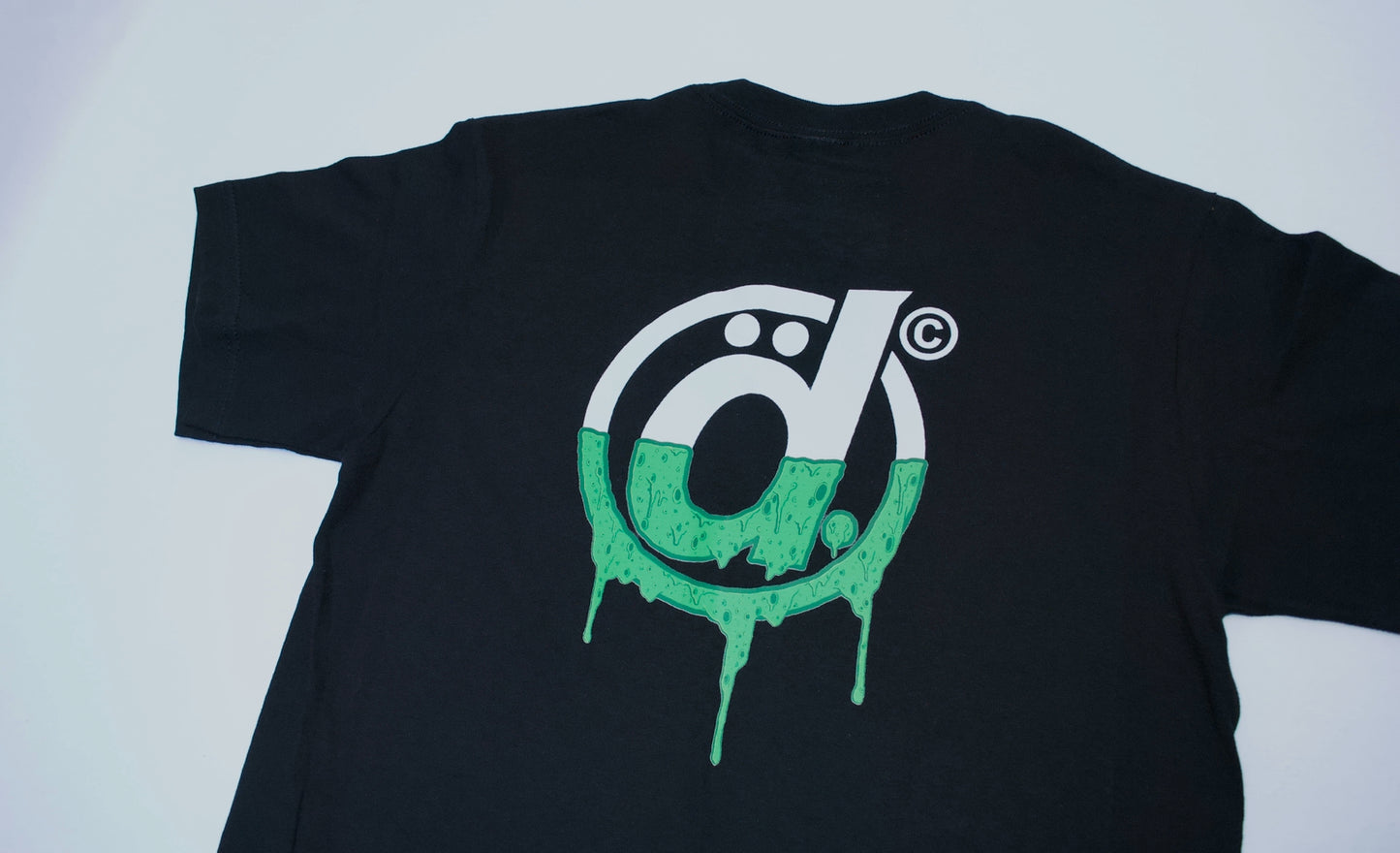 Black dripset logo tshirt