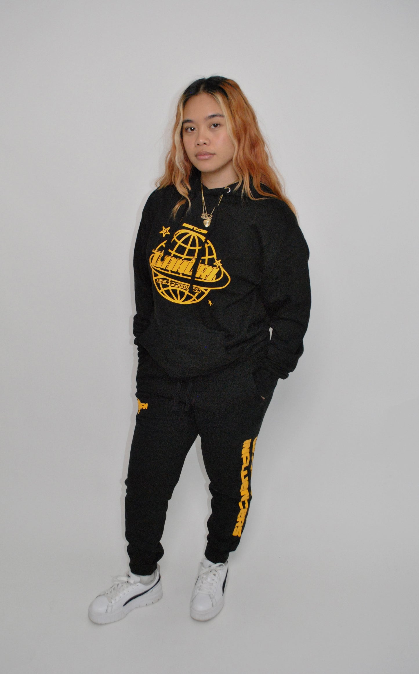 Worldwide Influencers 2.0 Hoodie & Jogger set